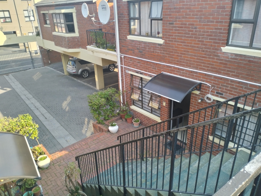 2 Bedroom Property for Sale in Wynberg Western Cape